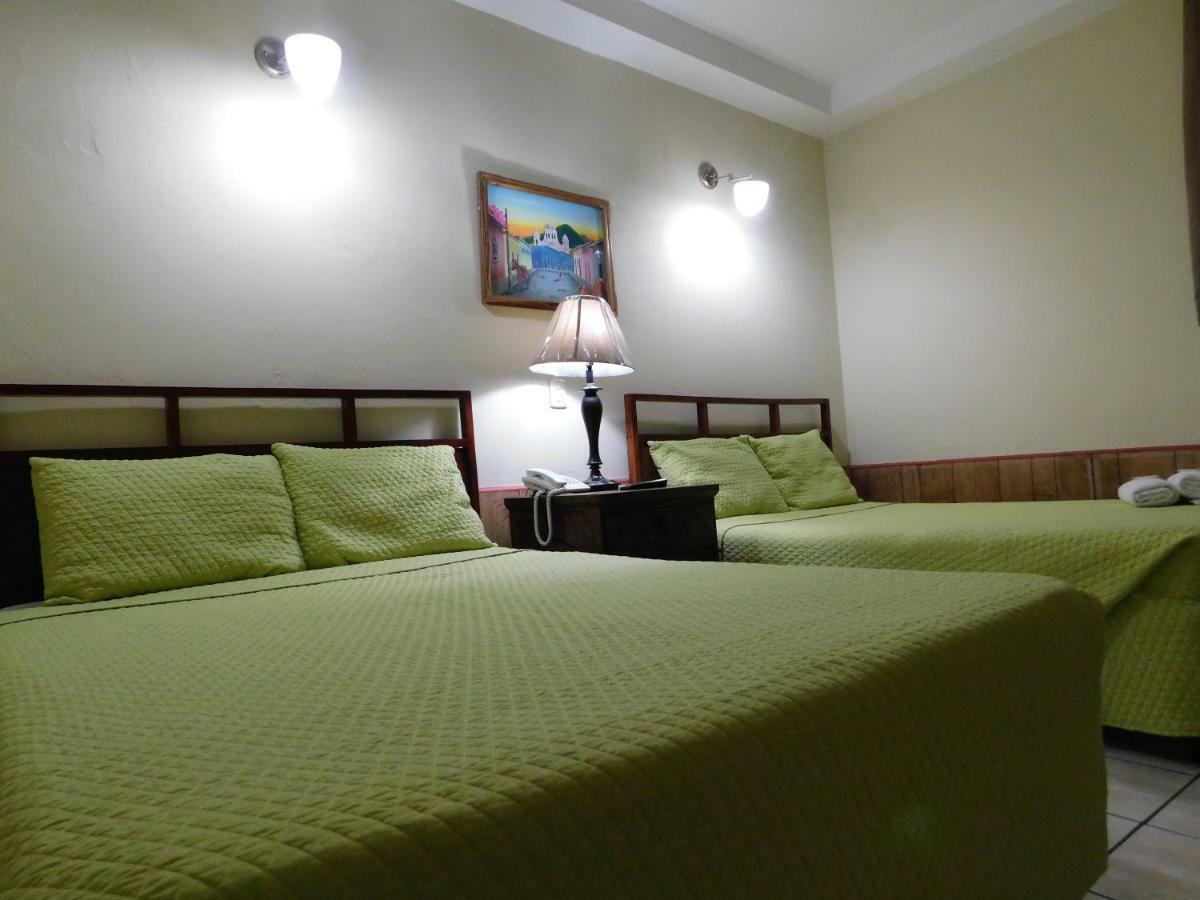 Hotel Meson De Maria Antiguo Cuscatlan Exterior photo